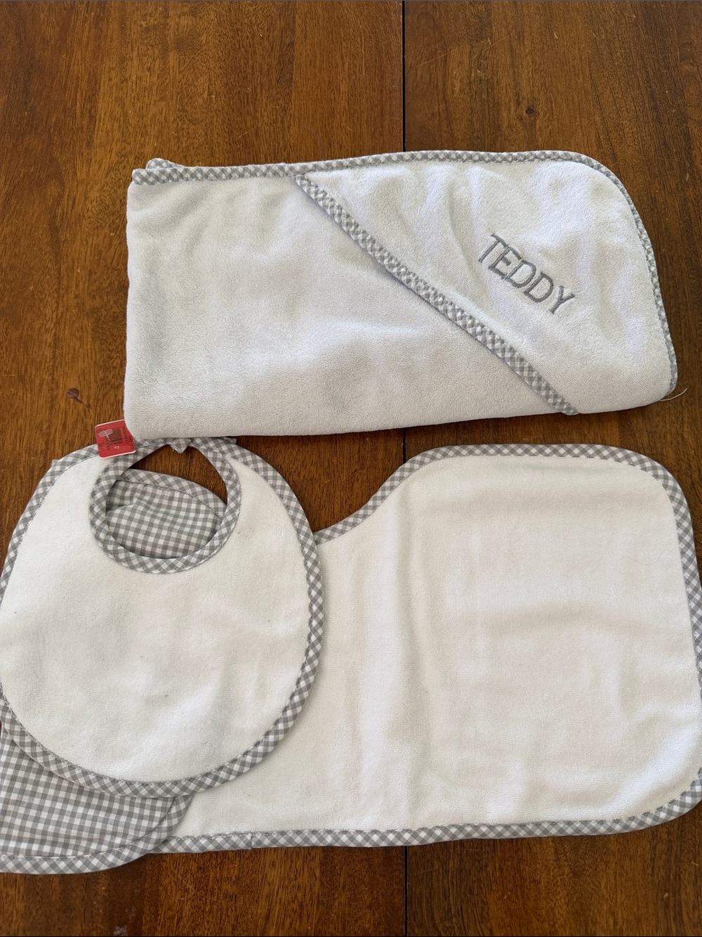 Pottery Barn Kids Hooded Baby Towel, bib & burp cloth 'TEDDY'